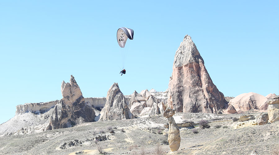 Kapadokya Yamaç Paraşütü Turu